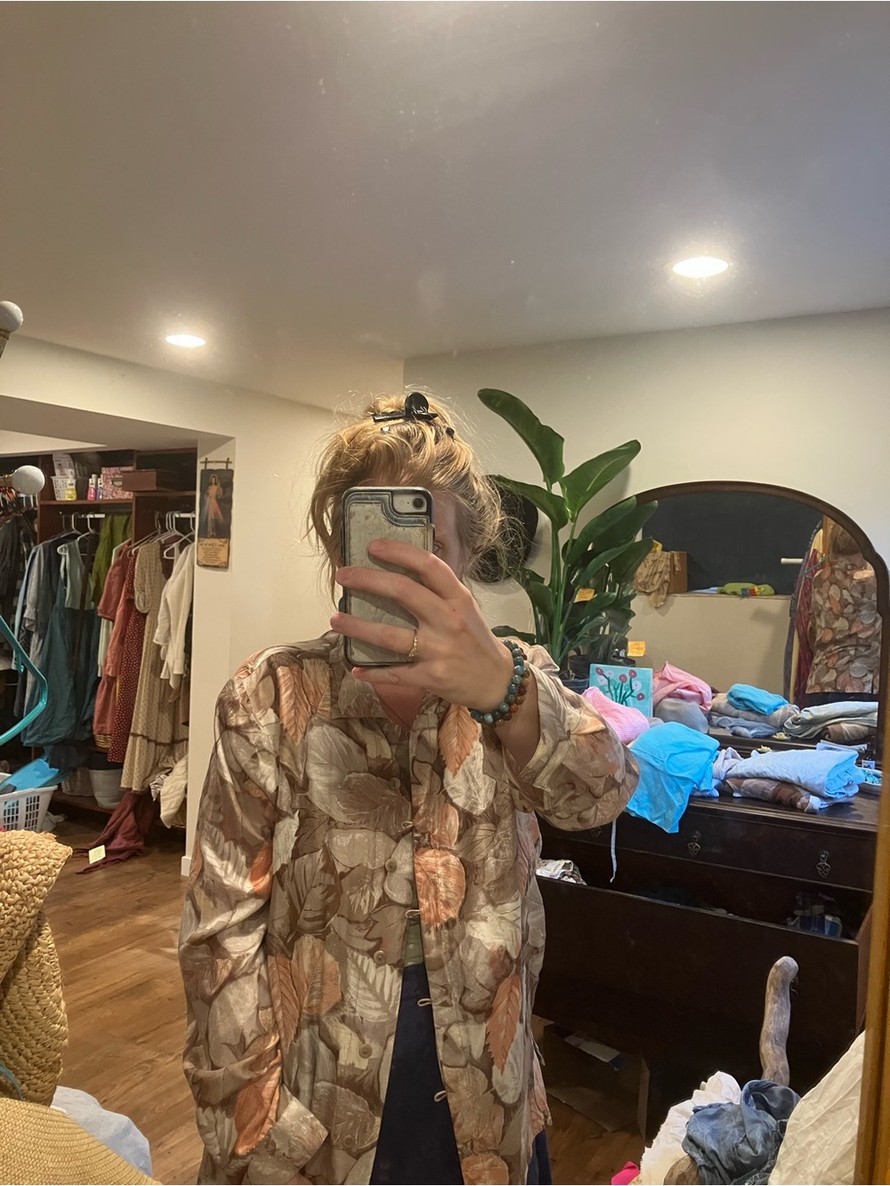 Leaf-Print silk blouse in Brown & Cream